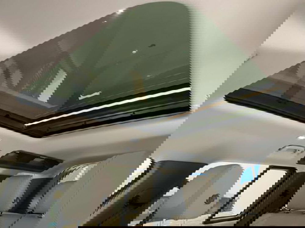 Land Rover Defender usata a Lucca (10)