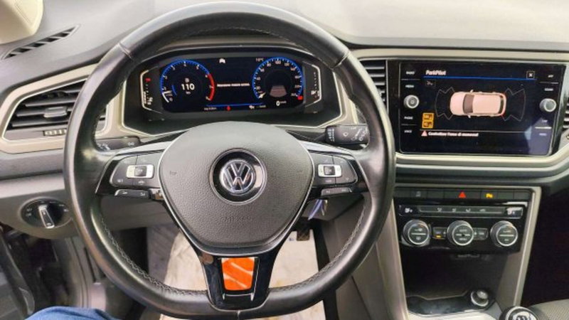 Volkswagen T-Roc usata a Como (13)