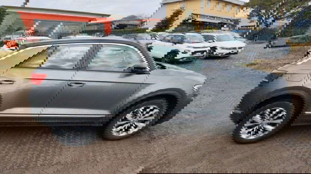 Volkswagen T-Roc usata a Como (6)