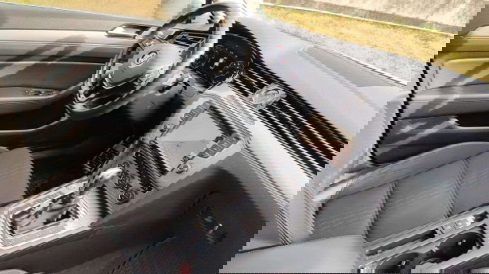 Volkswagen Passat Variant usata a Como (10)