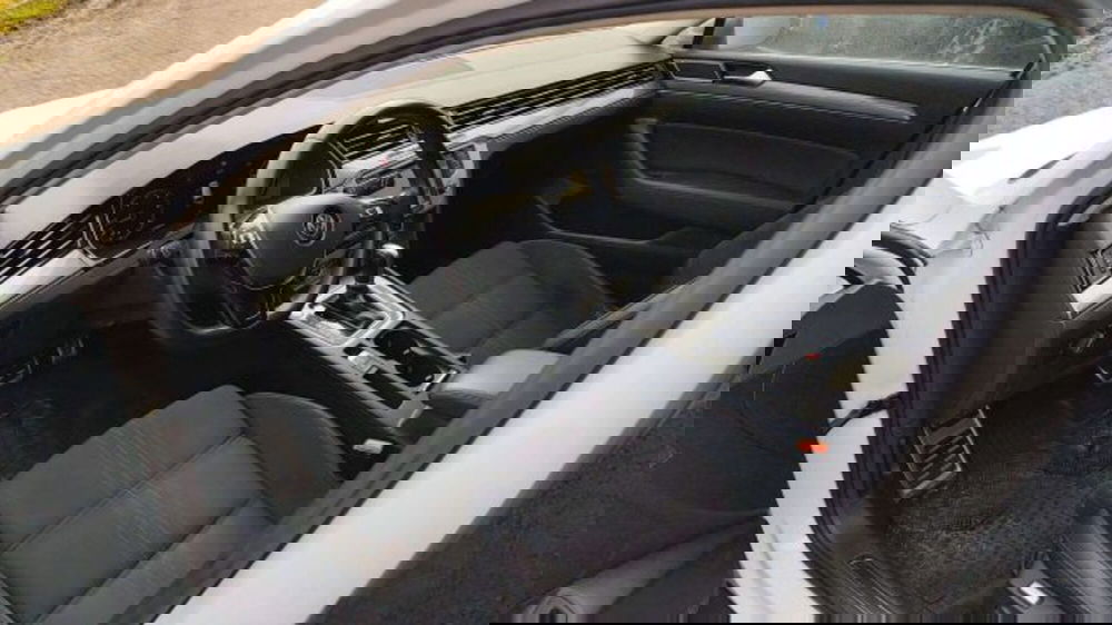 Volkswagen Passat Variant usata a Como (15)