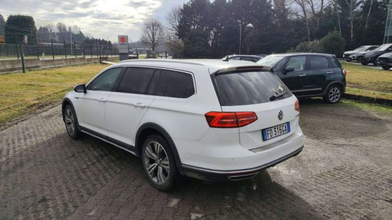 Volkswagen Passat Variant usata a Como (3)