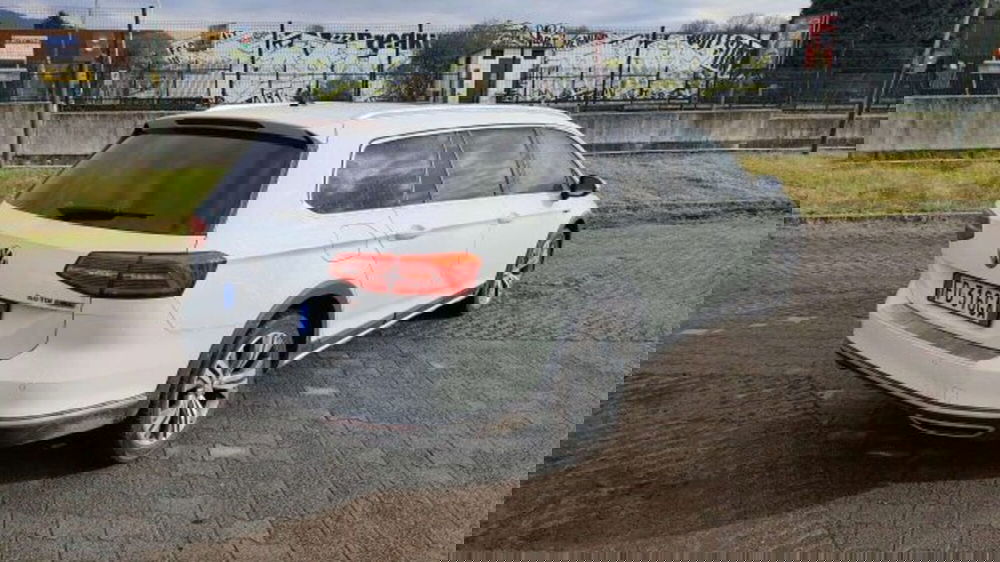 Volkswagen Passat Variant usata a Como (5)