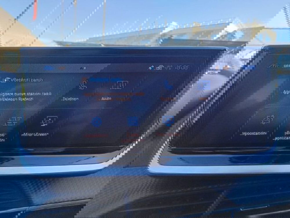 Peugeot 2008 nuova a Brescia (19)