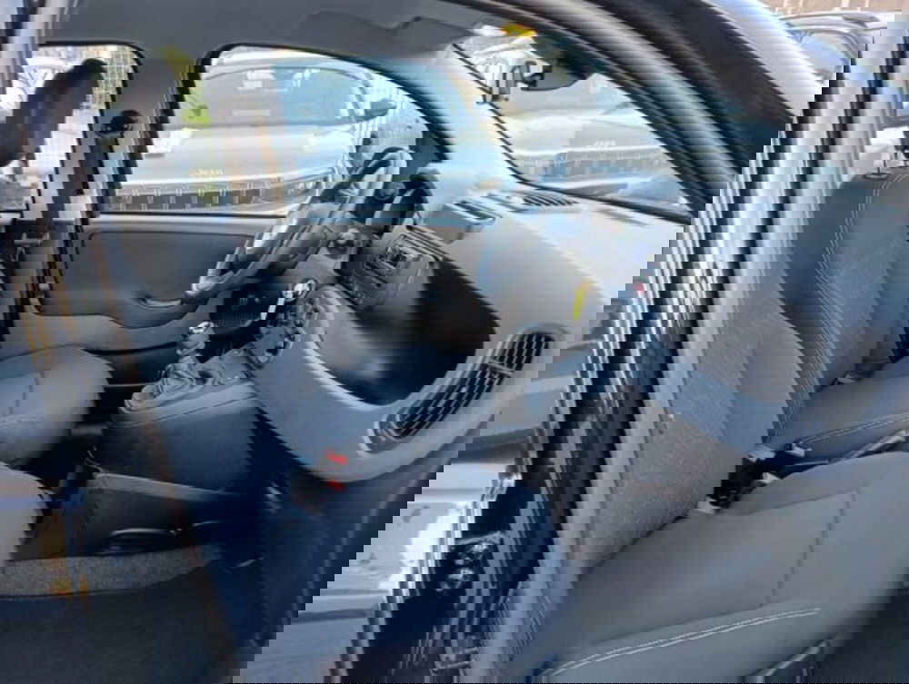 Fiat Panda nuova a Brescia (16)