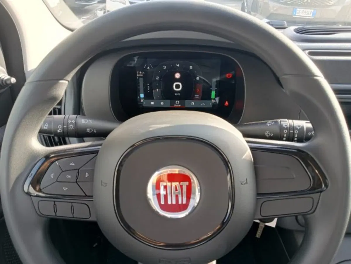 Fiat Panda nuova a Brescia (7)