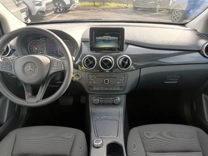 Mercedes-Benz Classe B usata a Brescia (13)
