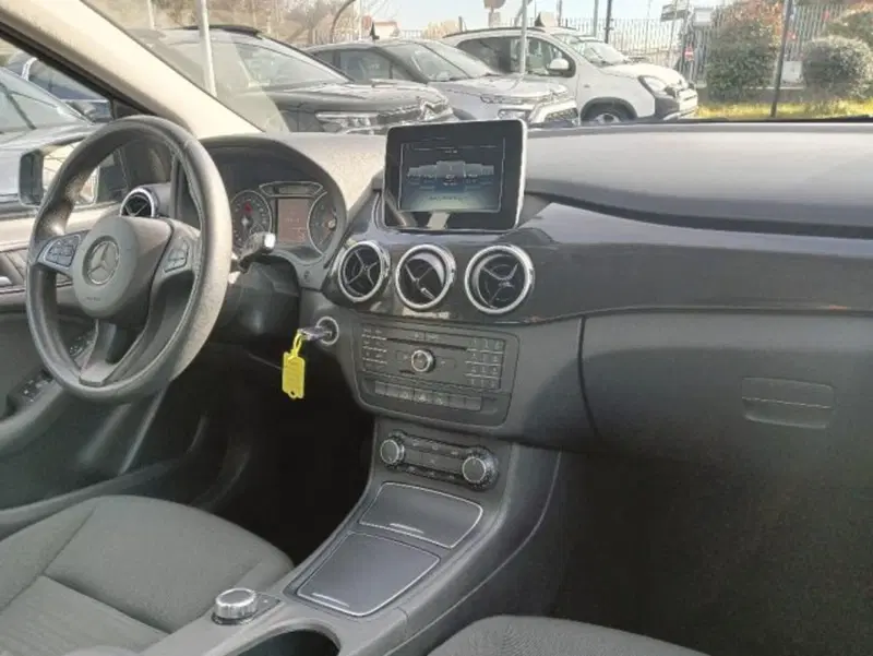 Mercedes-Benz Classe B usata a Brescia (18)