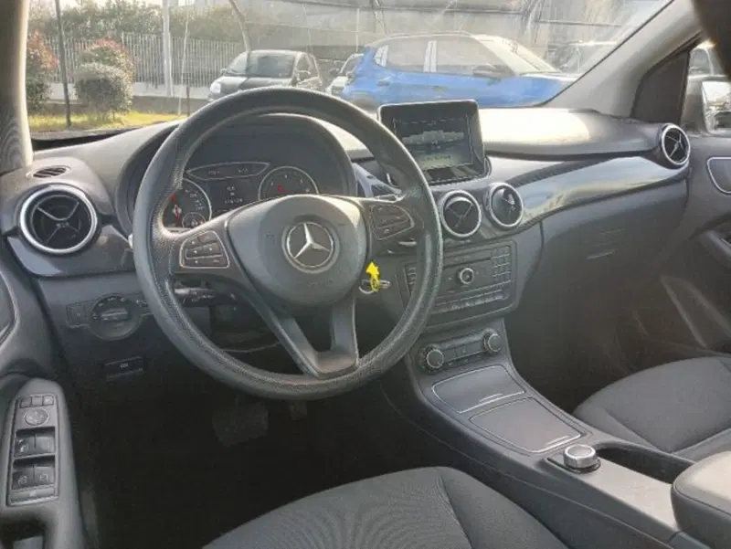 Mercedes-Benz Classe B usata a Brescia (6)