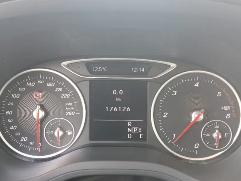 Mercedes-Benz Classe B usata a Brescia (7)