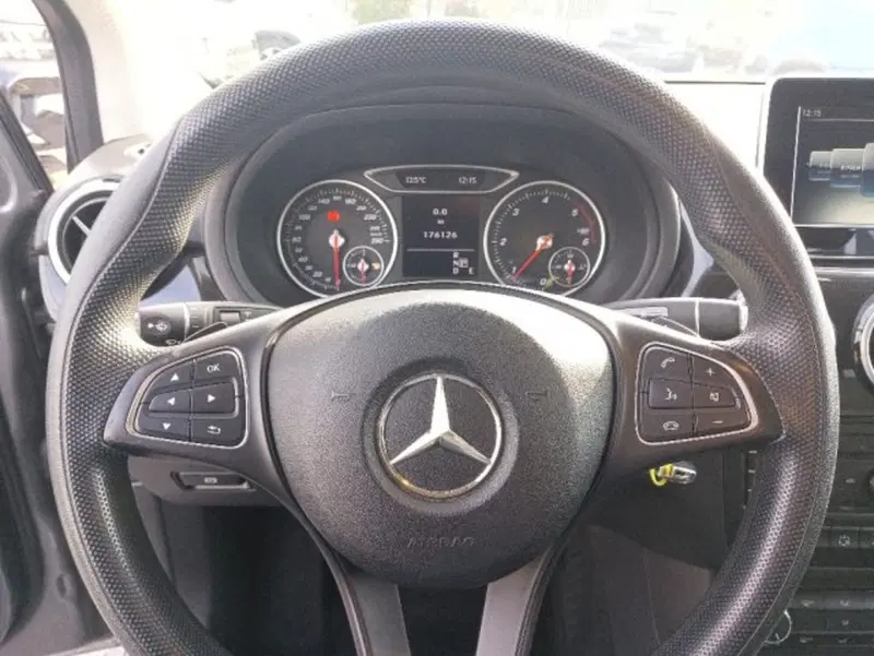 Mercedes-Benz Classe B usata a Brescia (9)