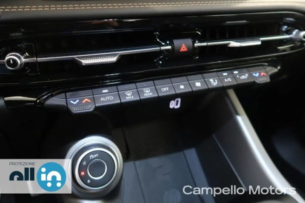 Alfa Romeo Tonale usata a Venezia (10)