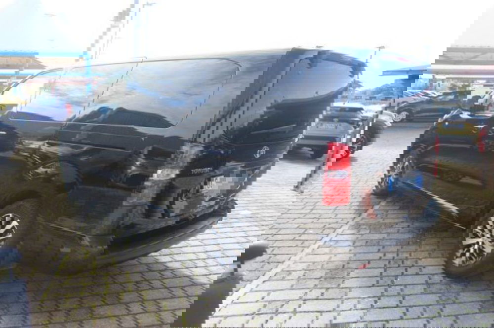 Toyota Proace Verso usata a Roma (4)