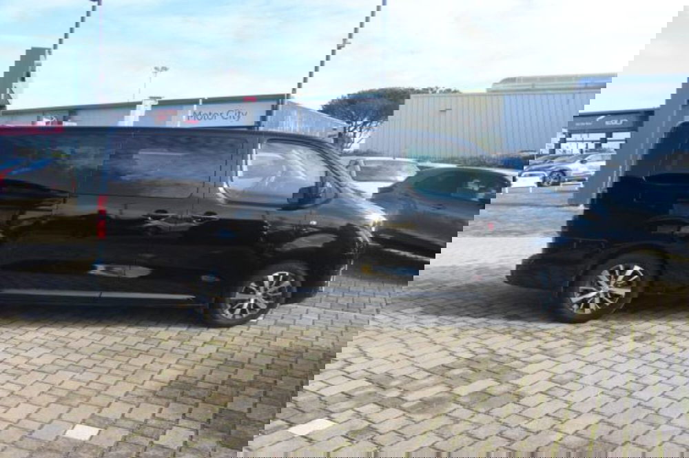 Toyota Proace Verso usata a Roma (5)