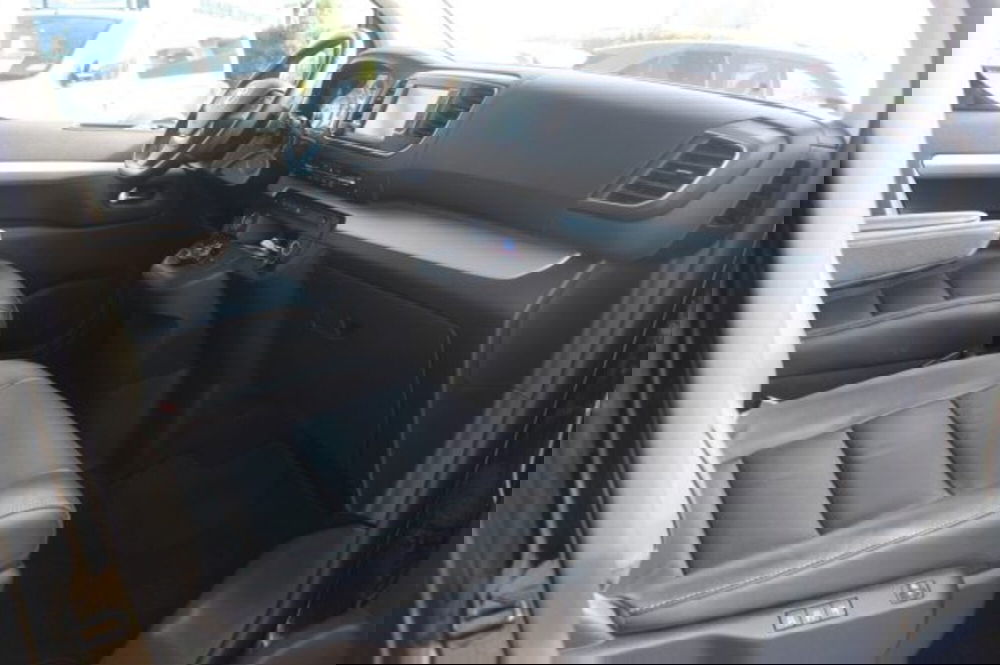 Toyota Proace Verso usata a Roma (7)