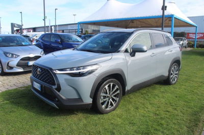 Toyota Corolla Cross Hybrid 2.0 Hybrid 197 CV E-CVT Lounge Light del 2025 usata a Roma