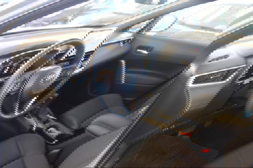 Toyota Corolla Cross Hybrid usata a Roma (14)