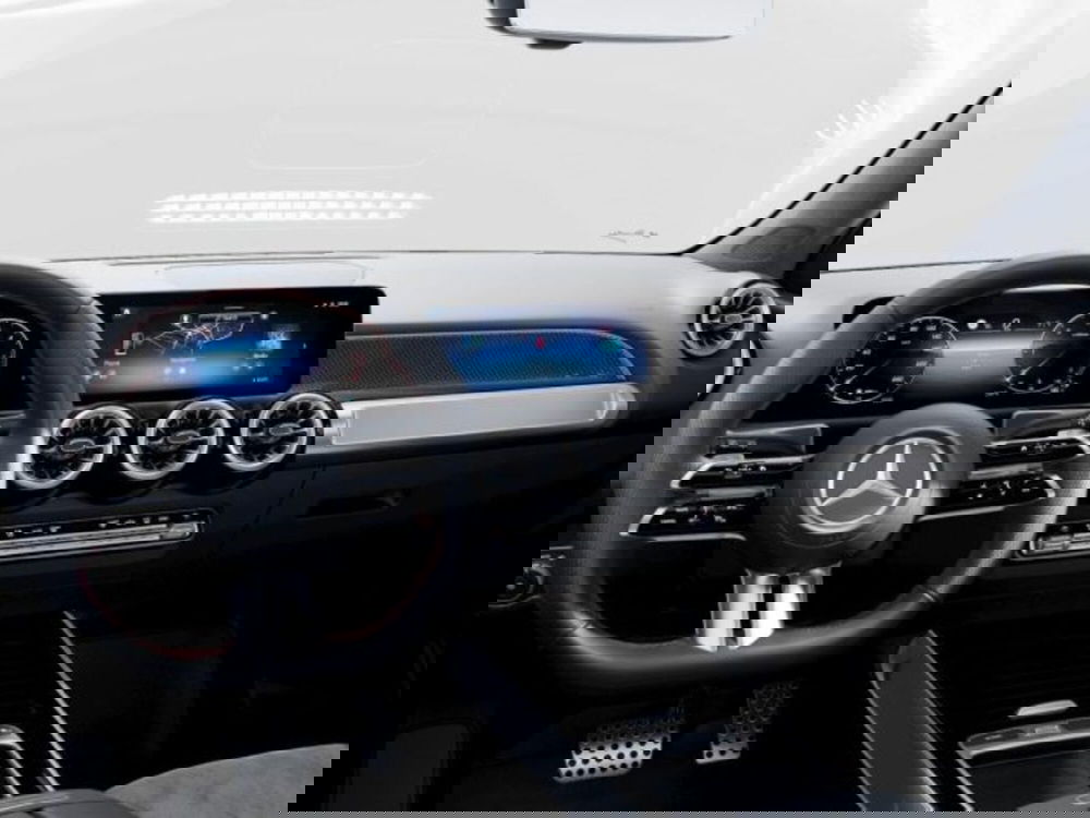 Mercedes-Benz GLB nuova a Verona (5)