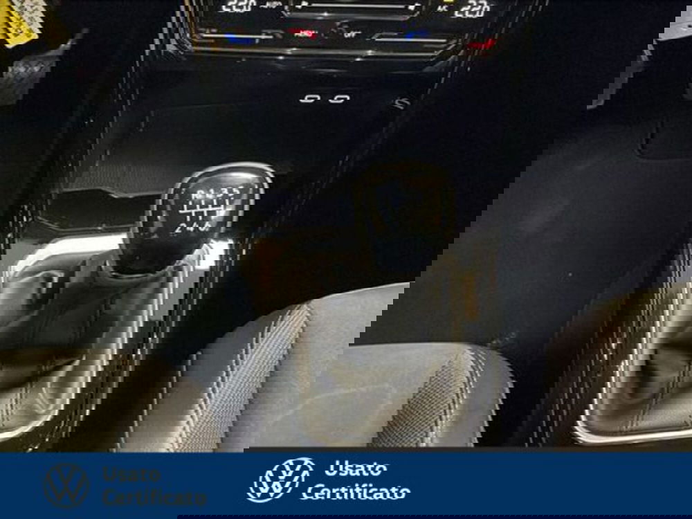 Volkswagen T-Roc usata a Vicenza (11)