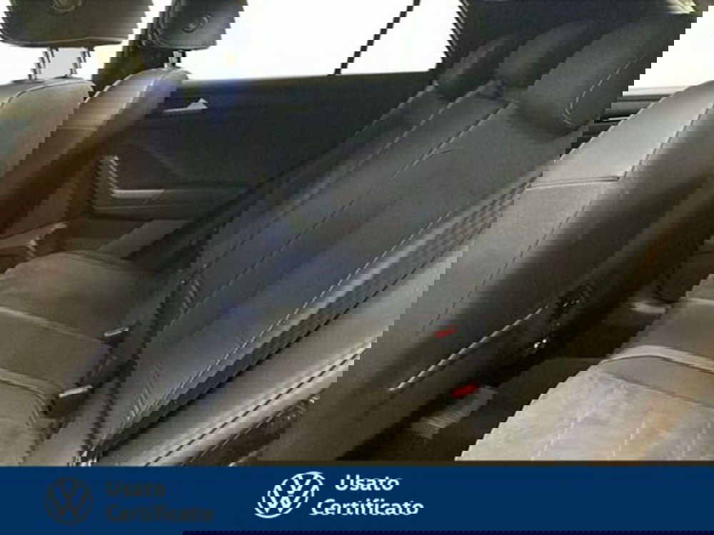 Volkswagen T-Roc usata a Vicenza (12)