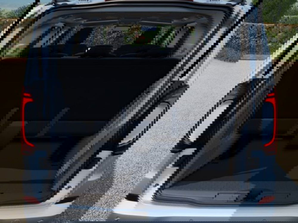 Volkswagen Veicoli Commerciali Caravelle nuova a Vicenza (15)