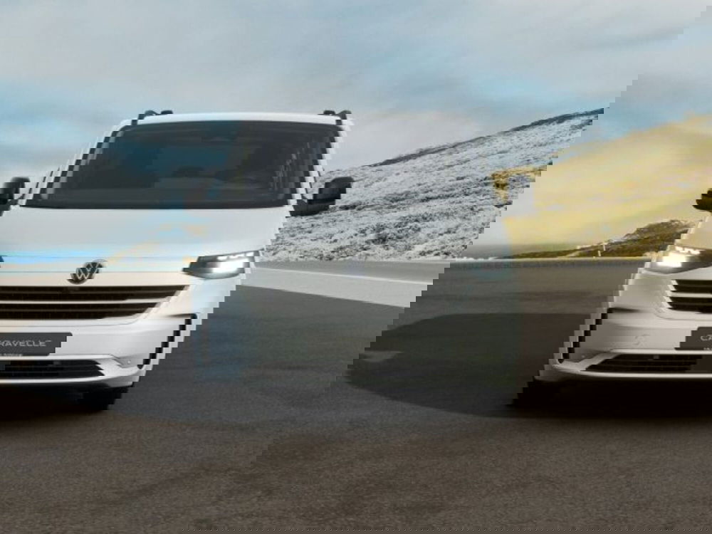 Volkswagen Veicoli Commerciali Caravelle nuova a Vicenza (8)