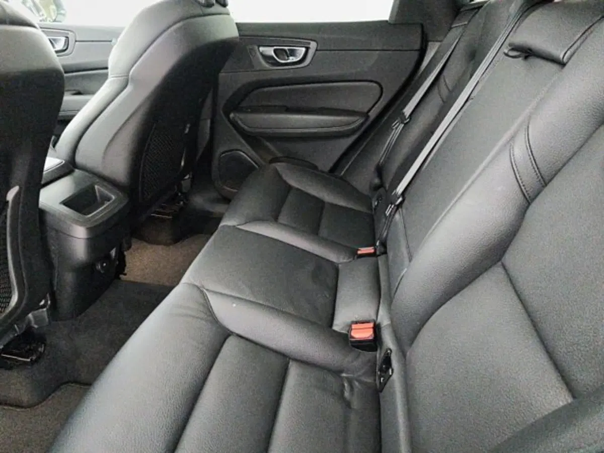 Volvo XC60 usata a Modena (11)