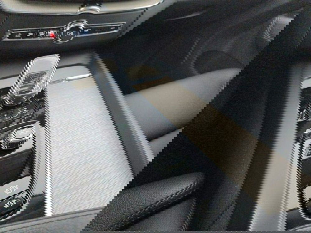 Volvo XC60 usata a Modena (18)