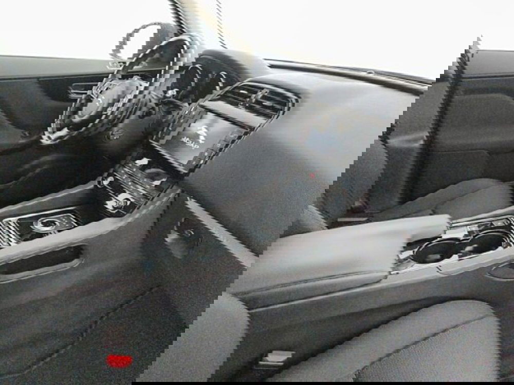 Jaguar F-Pace usata a Modena (12)