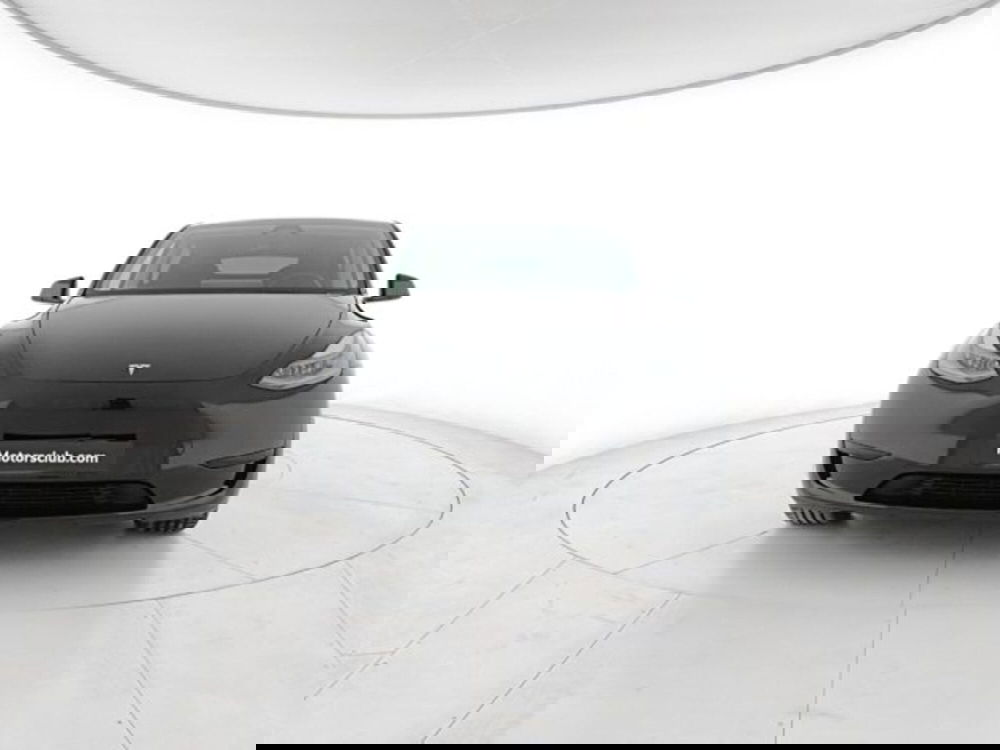 Tesla Model Y usata a Modena (5)