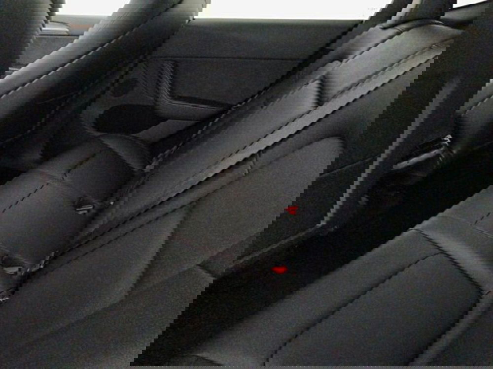 Tesla Model Y usata a Modena (9)