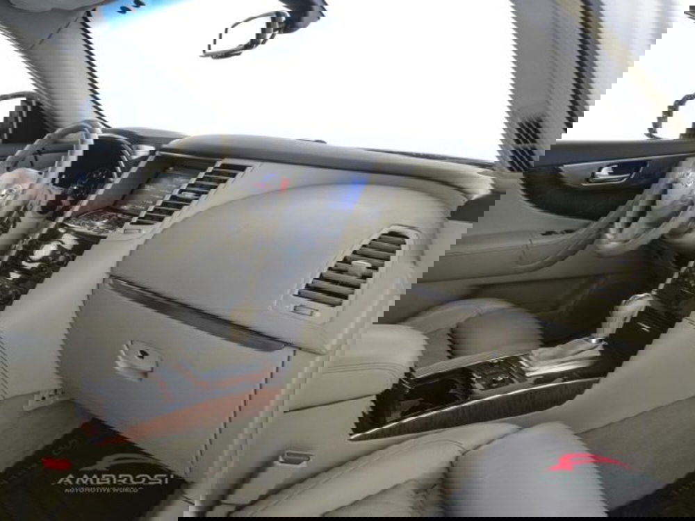 Infiniti FX usata a Perugia (12)