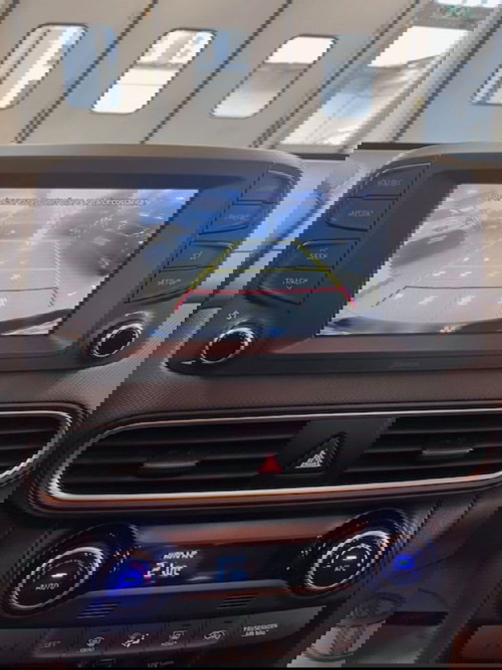 Hyundai Kona usata a Prato (11)