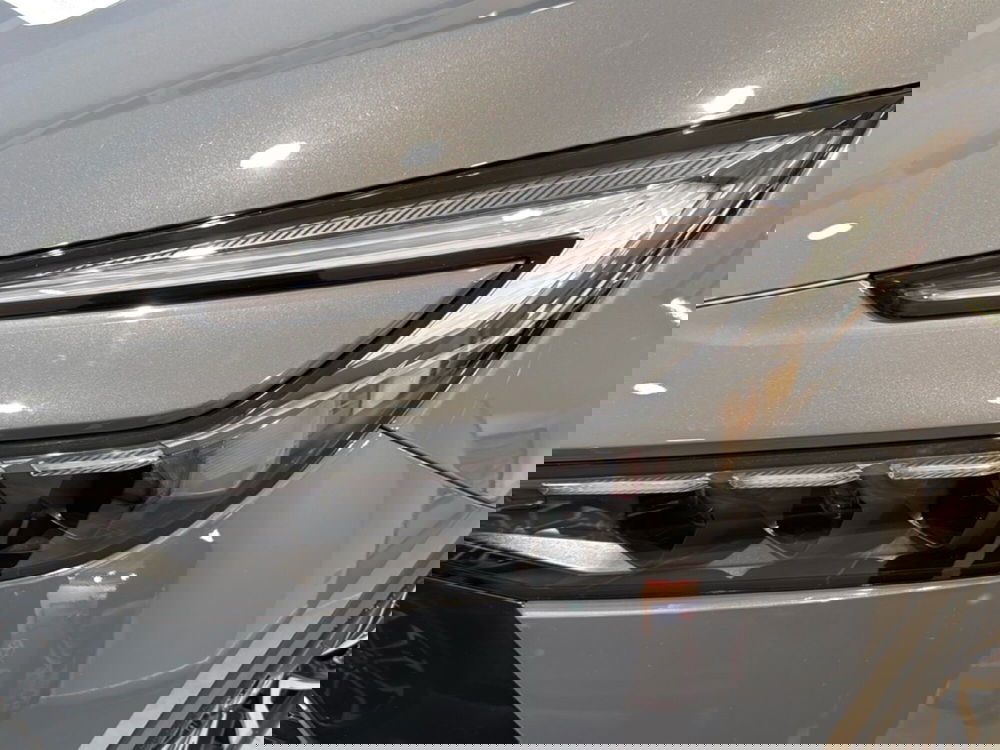 Toyota Toyota C-HR nuova a Bologna (17)