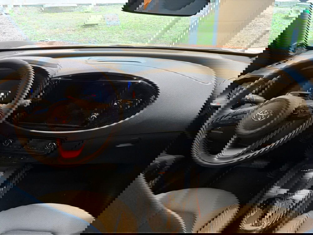 Toyota Aygo X nuova a Bologna (10)