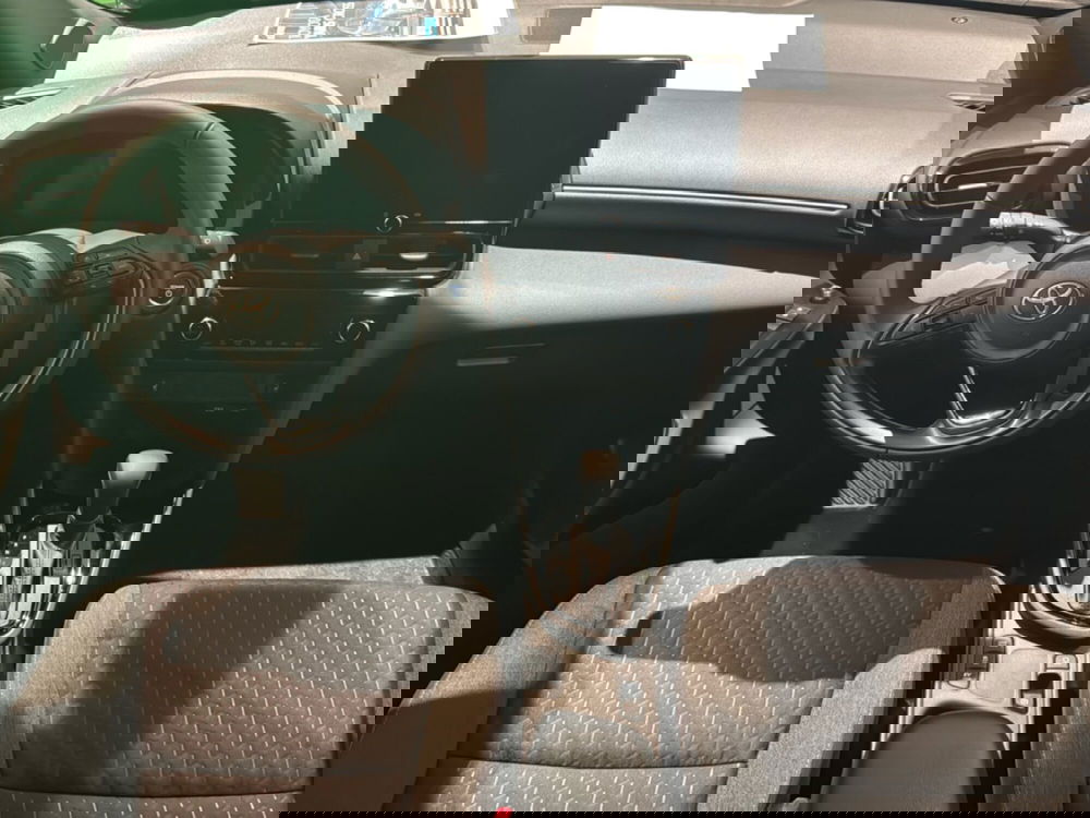 Toyota Yaris Cross nuova a Bologna (10)