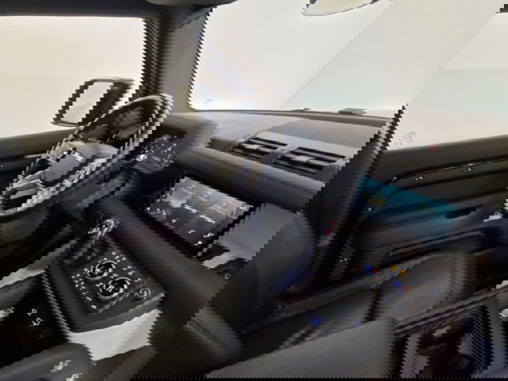 Land Rover Defender usata a Modena (10)