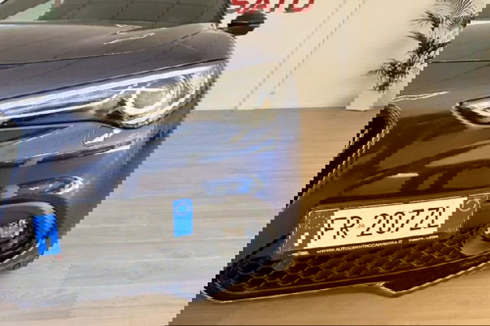 Alfa Romeo Stelvio usata a Latina (11)