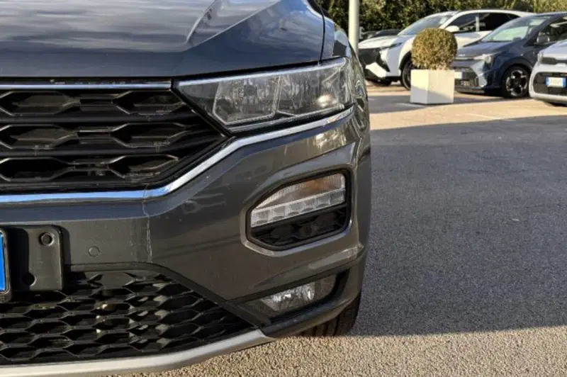 Volkswagen T-Roc usata a Latina (11)