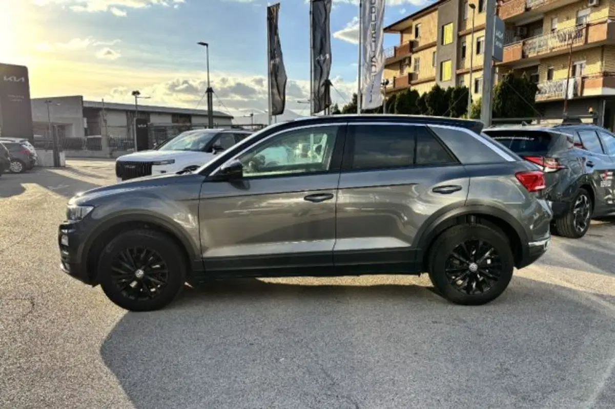 Volkswagen T-Roc usata a Latina (4)
