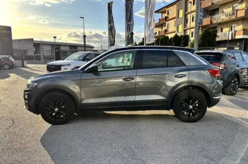 Volkswagen T-Roc usata a Latina (4)