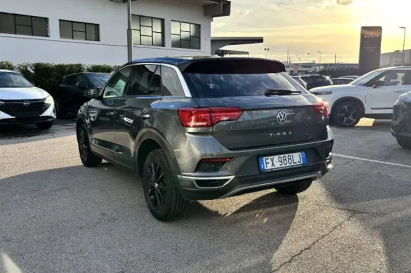Volkswagen T-Roc usata a Latina (5)