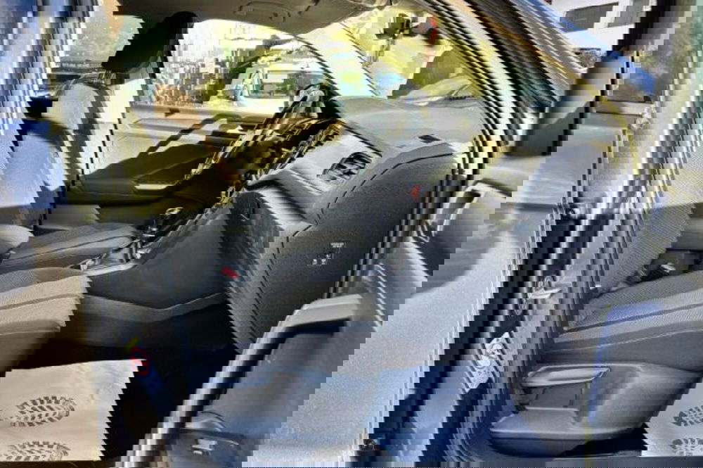 Volkswagen T-Roc usata a Latina (8)