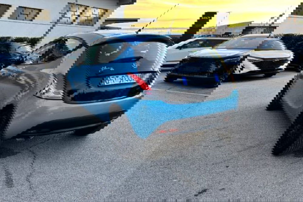 Lancia Ypsilon usata a Latina (5)