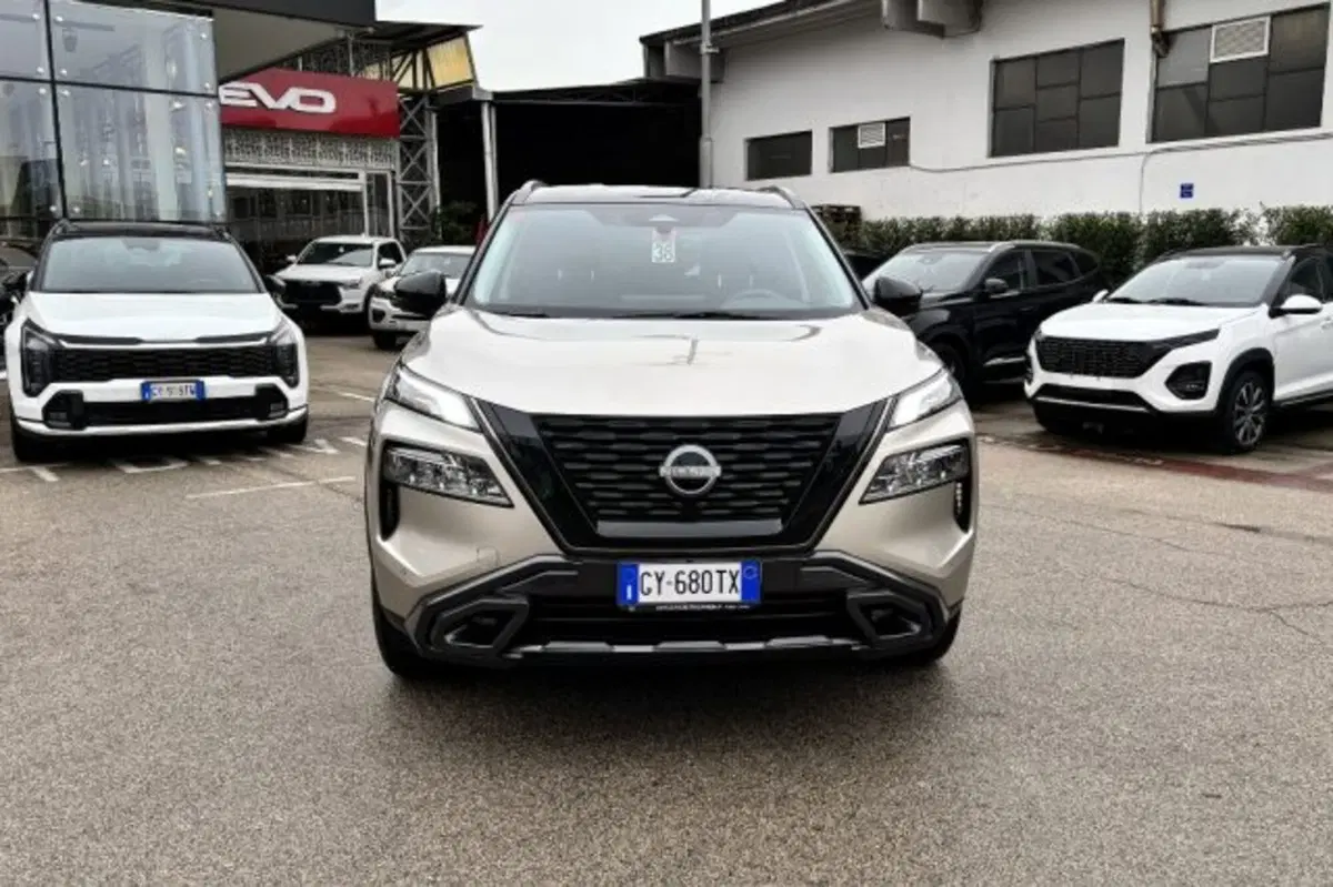 Nissan X-Trail usata a Latina (2)
