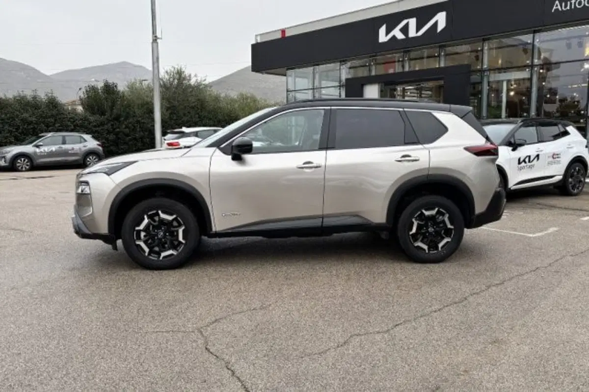 Nissan X-Trail usata a Latina (4)