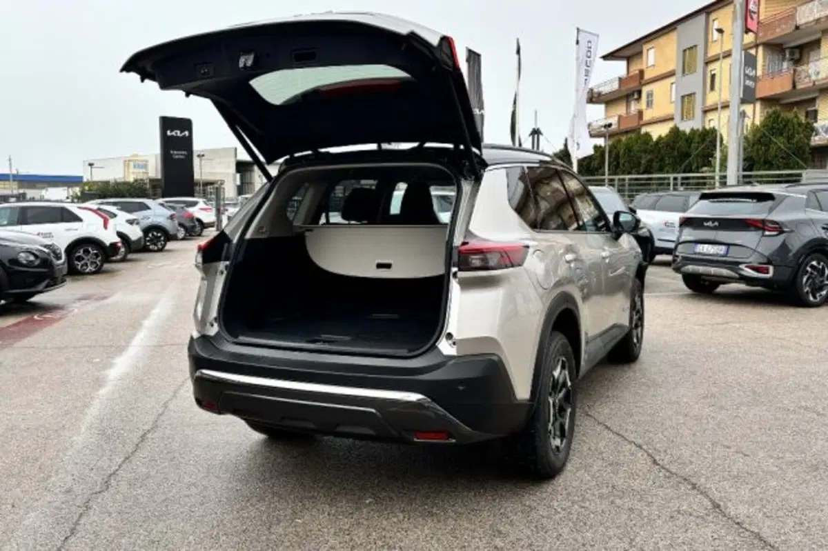 Nissan X-Trail usata a Latina (7)