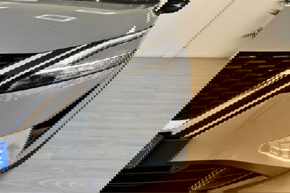 Nissan Qashqai usata a Latina (12)