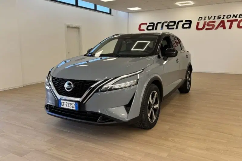 Nissan Qashqai usata a Latina (3)