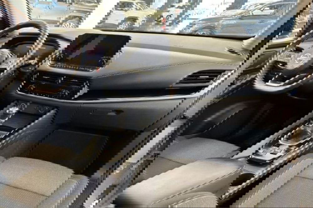 Nissan Qashqai usata a Latina (9)
